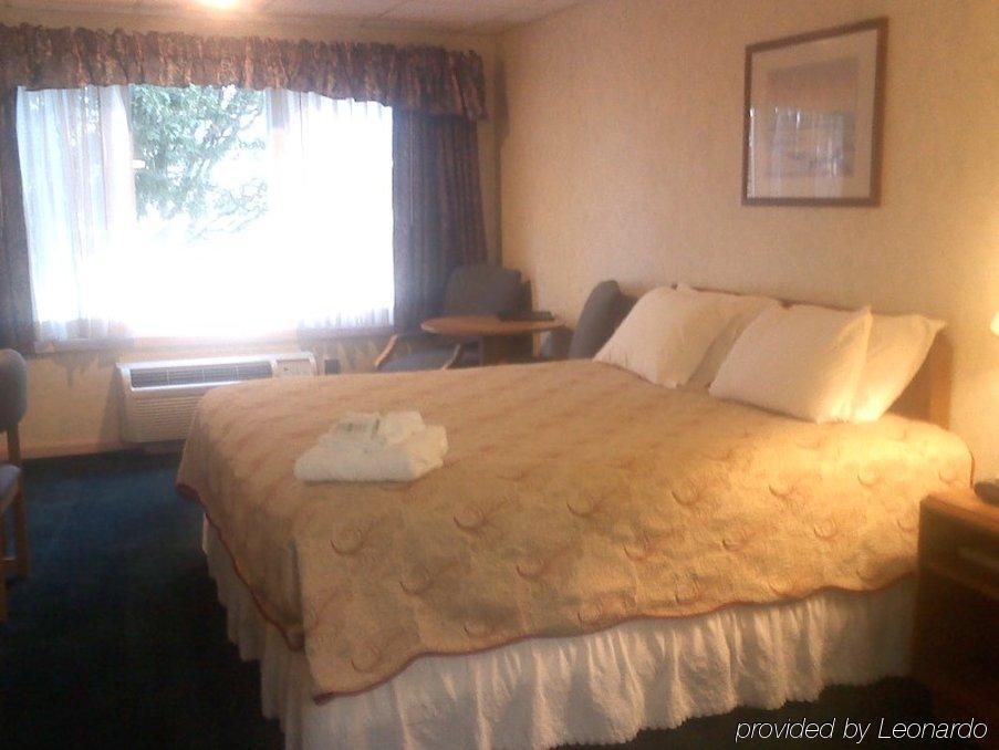 Anchorage Inn Берлингтон Экстерьер фото