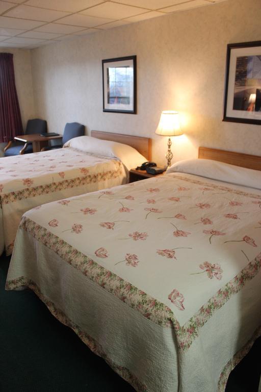 Anchorage Inn Берлингтон Экстерьер фото