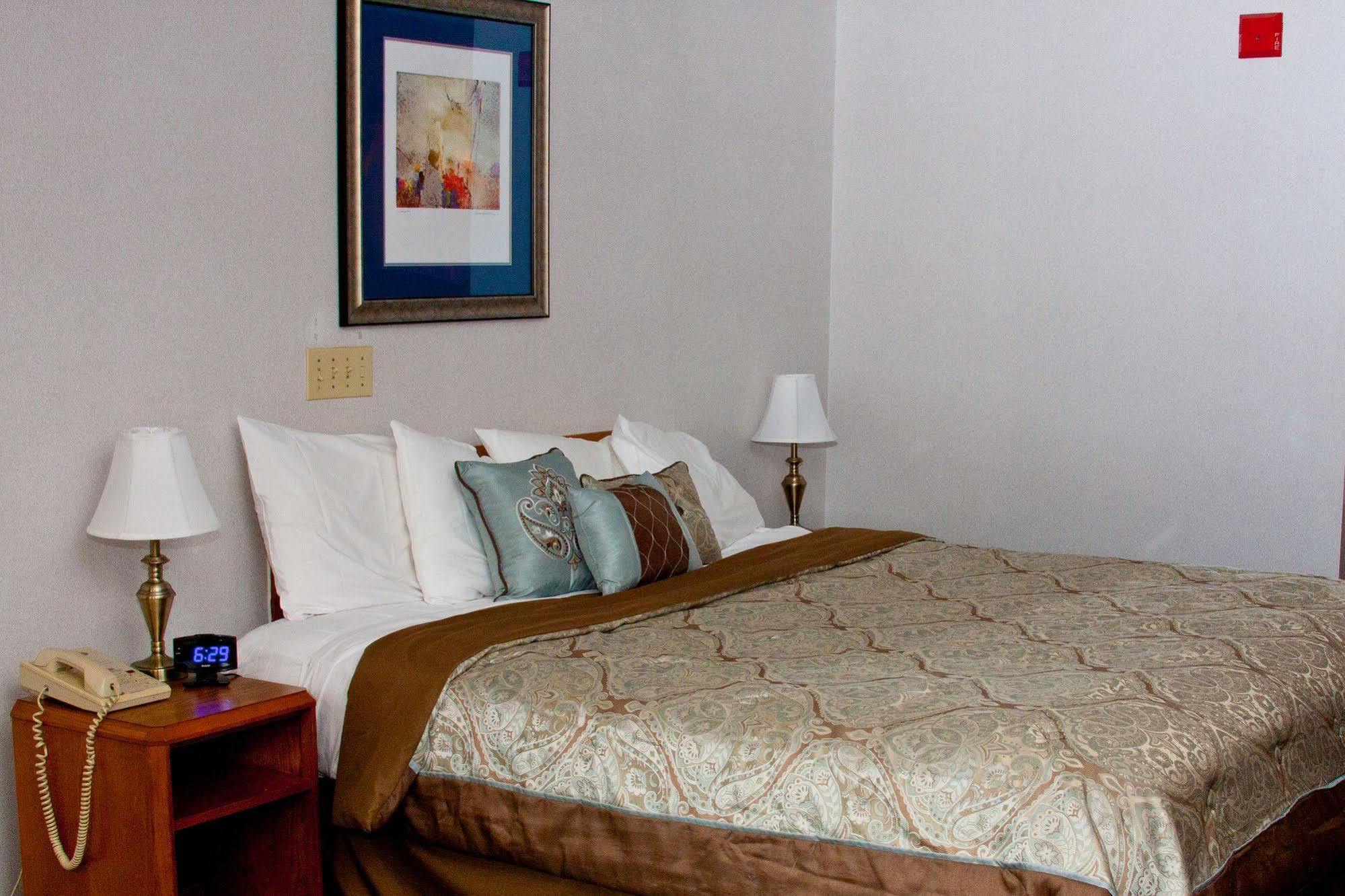 Anchorage Inn Берлингтон Экстерьер фото