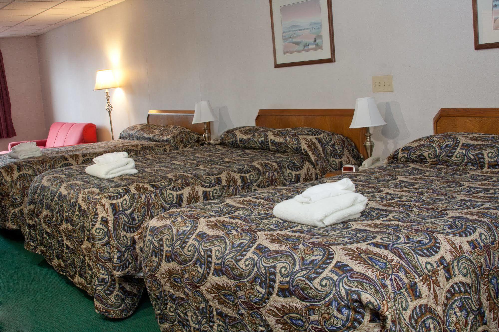 Anchorage Inn Берлингтон Экстерьер фото
